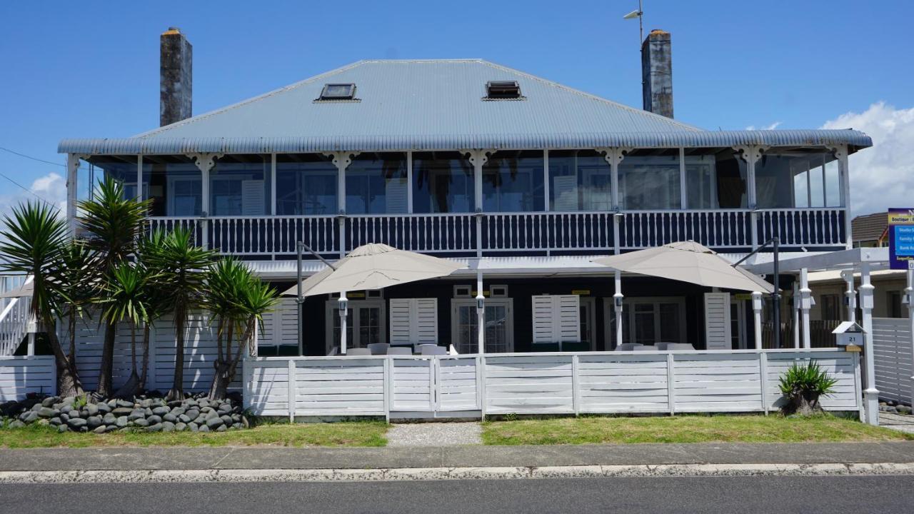 Nana Glads Beachfront Accommodation Whitianga Bagian luar foto