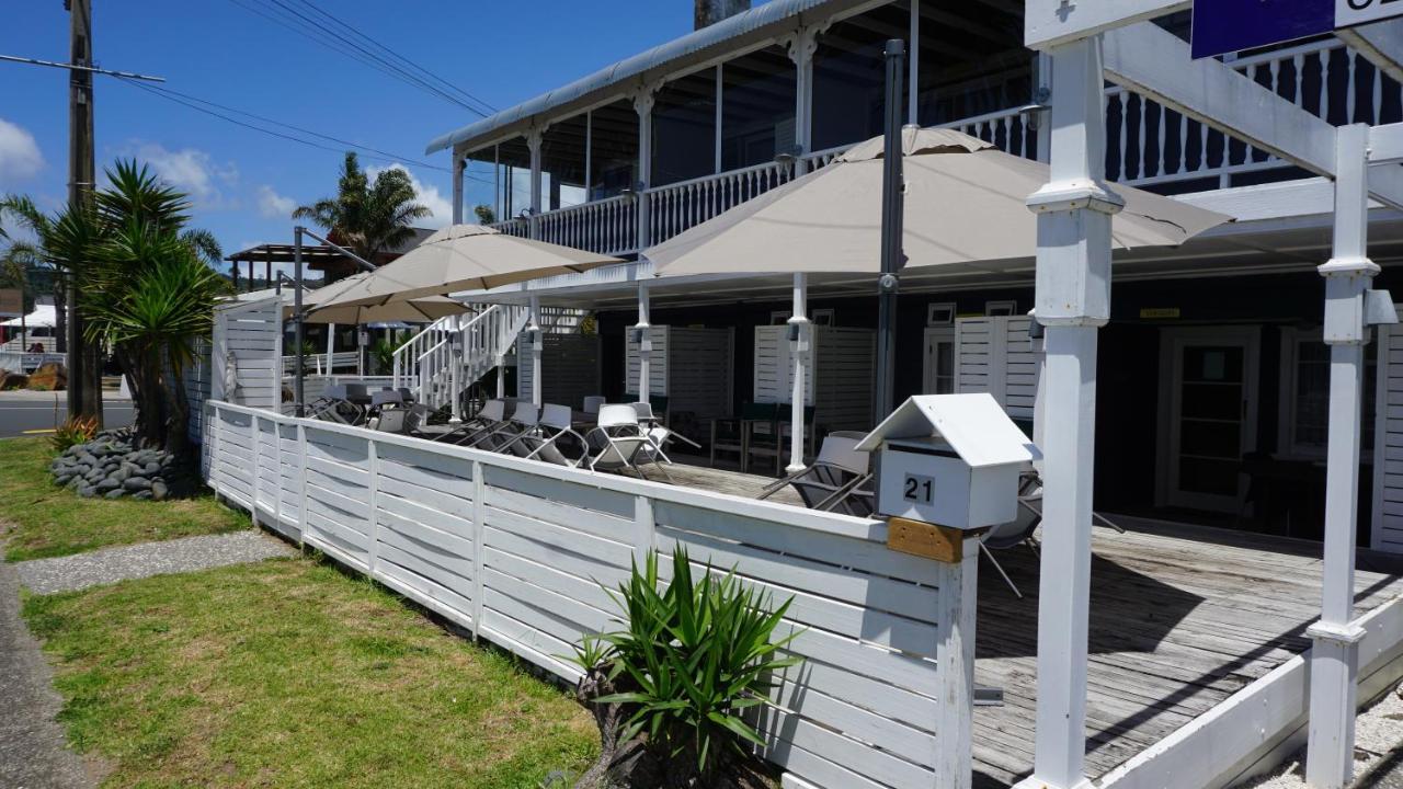 Nana Glads Beachfront Accommodation Whitianga Bagian luar foto