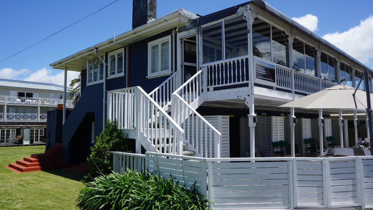 Nana Glads Beachfront Accommodation Whitianga Bagian luar foto