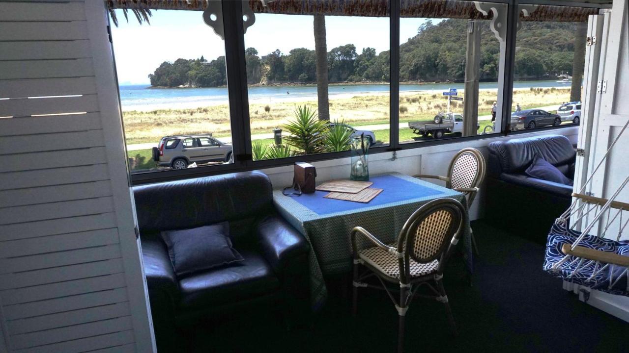 Nana Glads Beachfront Accommodation Whitianga Bagian luar foto