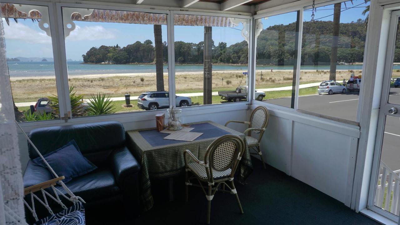 Nana Glads Beachfront Accommodation Whitianga Bagian luar foto